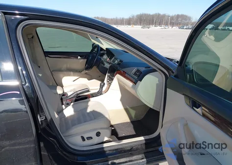 2013 Volkswagen Passat 2.0L Tdi Sel Premium from USA, damaged, VIN 1VWCN7A39DC142798